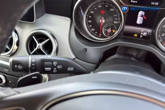 Mercedes-Benz GLA Urban Edition Automatic Petrol SUV - Stock Number (1667897) - 5th supplementary image