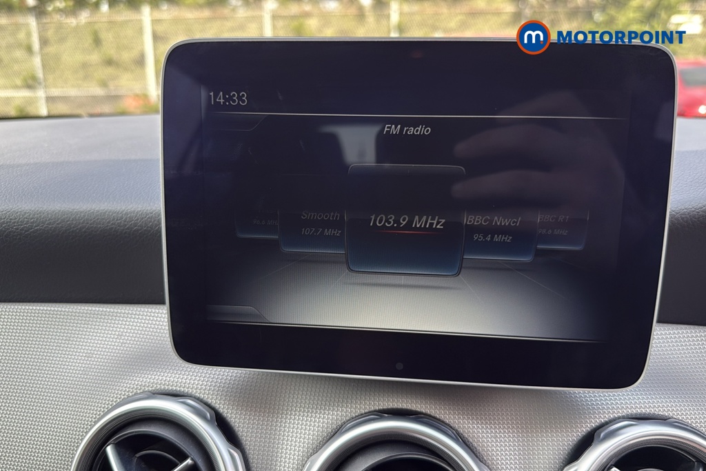 Mercedes-Benz GLA Urban Edition Automatic Petrol SUV - Stock Number (1667897) - 8th supplementary image