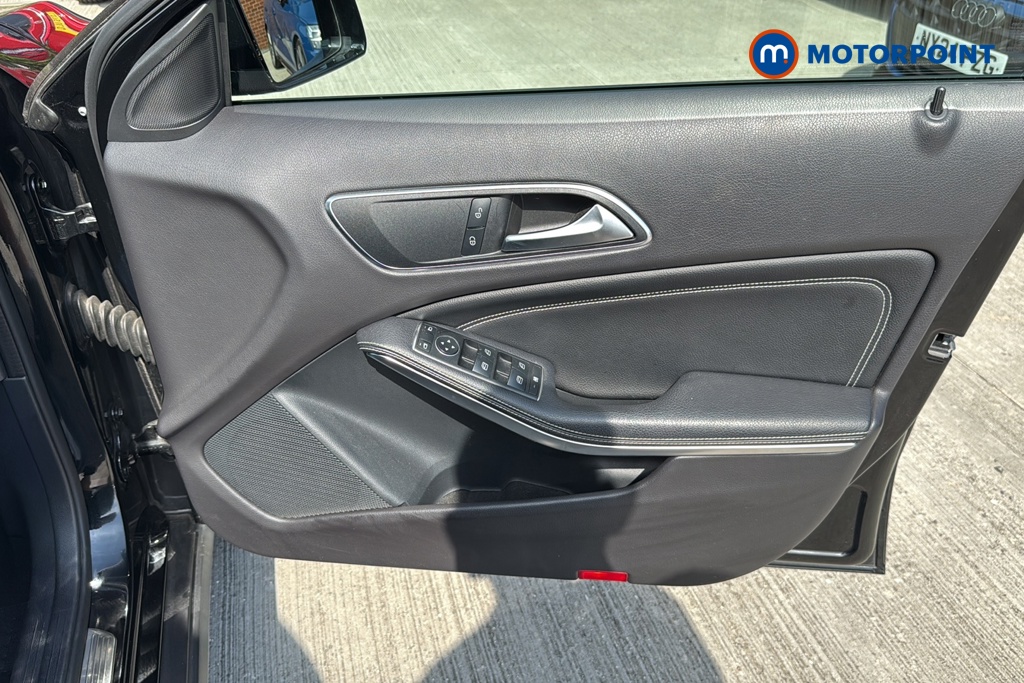 Mercedes-Benz GLA Urban Edition Automatic Petrol SUV - Stock Number (1667897) - 18th supplementary image