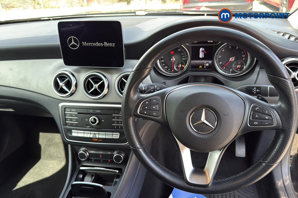 Mercedes-Benz GLA Urban Edition Automatic Petrol SUV - Stock Number (1667897) - 1st supplementary image