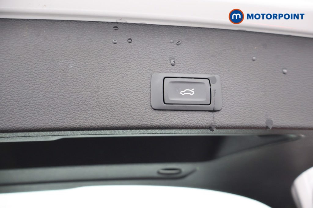 Audi Q2 S Line Automatic Petrol SUV - Stock Number (1667949) - 22nd supplementary image