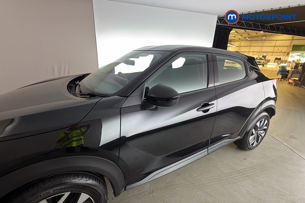 Nissan Juke Acenta Premium Automatic Petrol SUV - Stock Number (1668149) - 43rd supplementary image