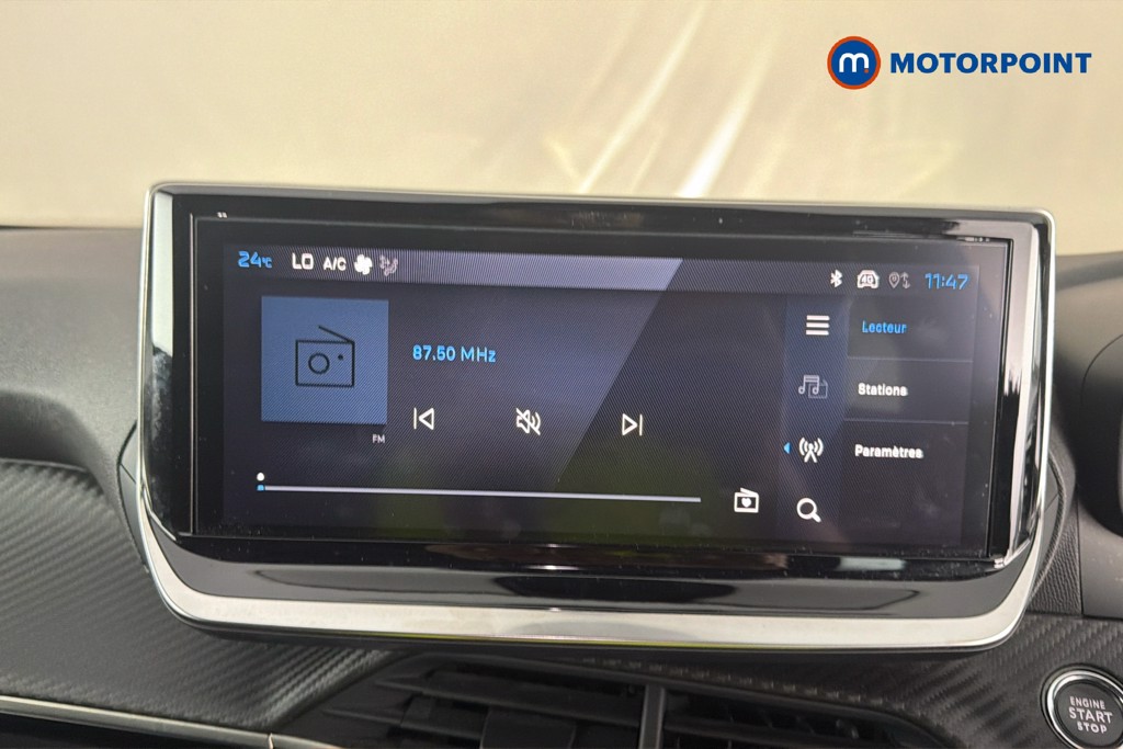 Peugeot 2008 Allure Manual Petrol SUV - Stock Number (1668157) - 9th supplementary image