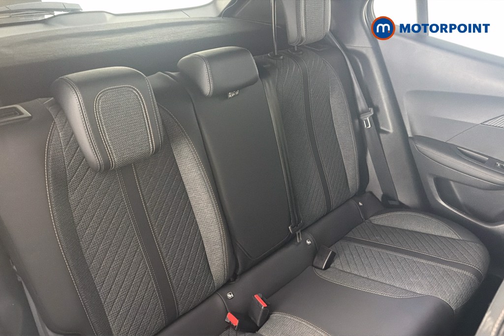 Peugeot 2008 Allure Manual Petrol SUV - Stock Number (1668157) - 28th supplementary image