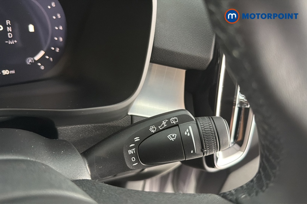 Volvo Xc40 Core Automatic Petrol SUV - Stock Number (1668207) - 6th supplementary image