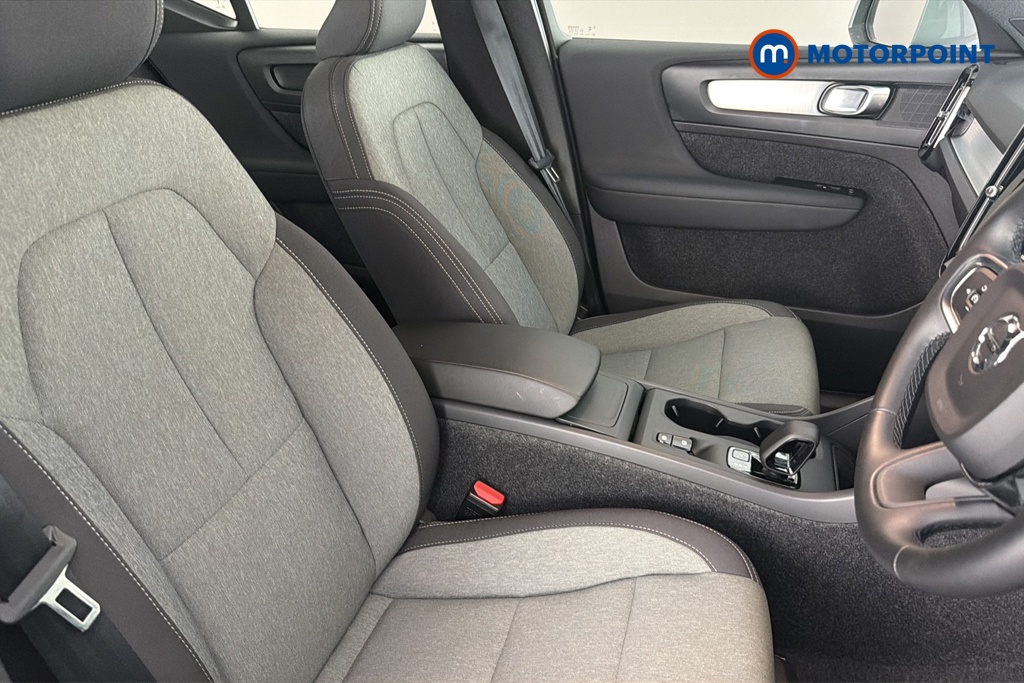 Volvo Xc40 Core Automatic Petrol SUV - Stock Number (1668207) - 22nd supplementary image