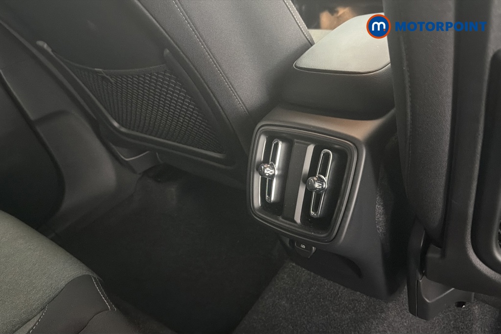 Volvo Xc40 Core Automatic Petrol SUV - Stock Number (1668207) - 28th supplementary image