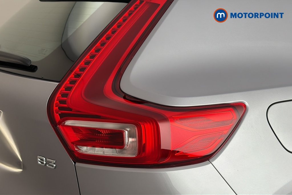 Volvo Xc40 Core Automatic Petrol SUV - Stock Number (1668207) - 36th supplementary image