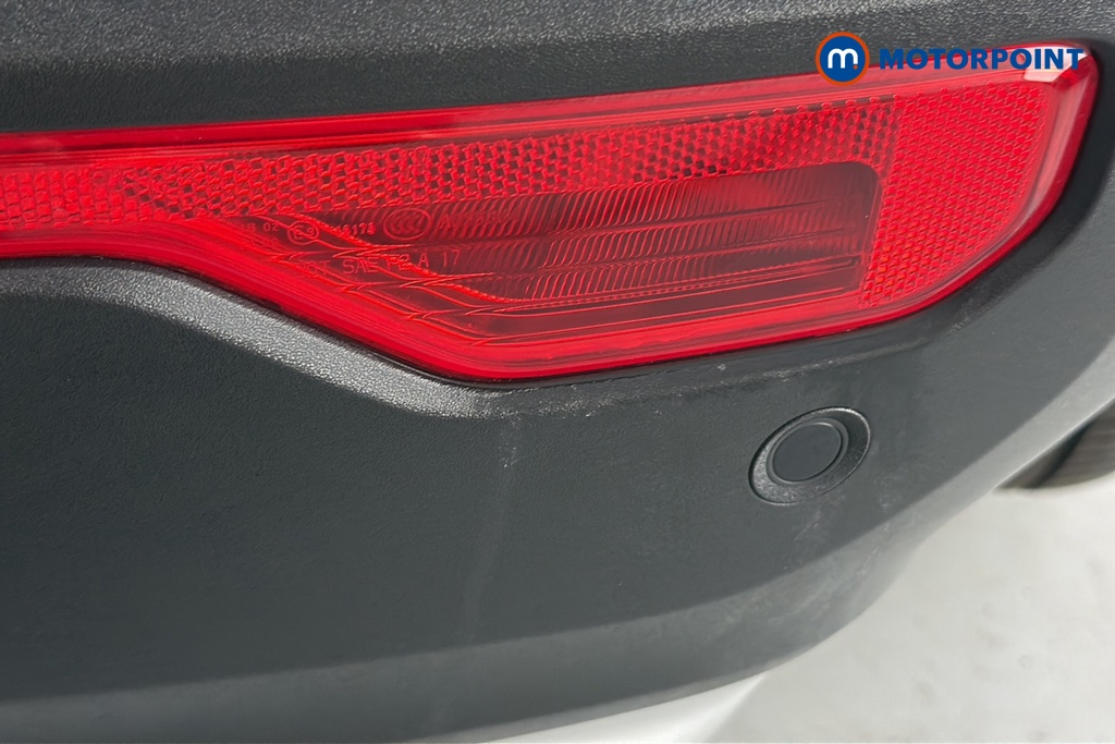 Volvo Xc40 Core Automatic Petrol SUV - Stock Number (1668207) - 39th supplementary image