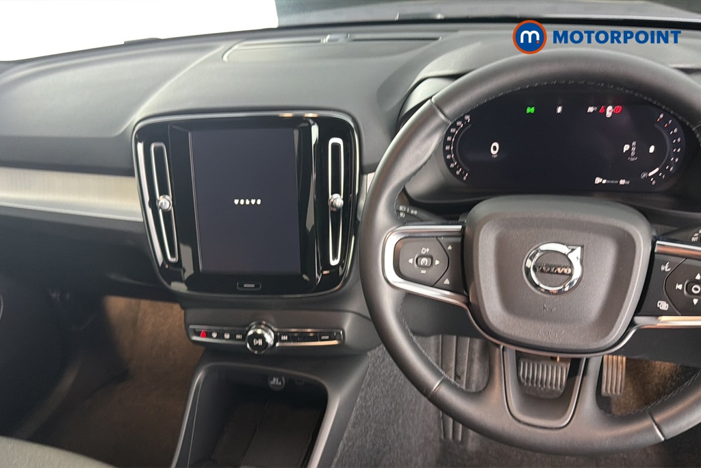 Volvo Xc40 Core Automatic Petrol SUV - Stock Number (1668207) - 1st supplementary image