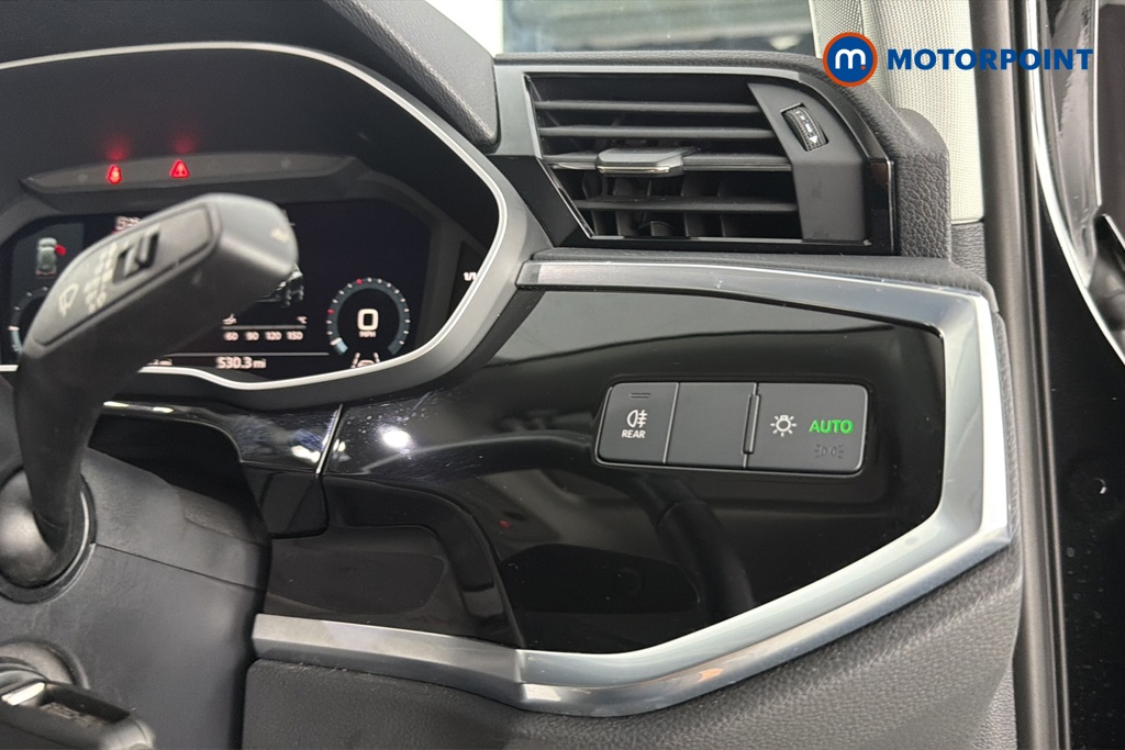 Audi Q3 Technik Automatic Petrol SUV - Stock Number (1668239) - 11th supplementary image