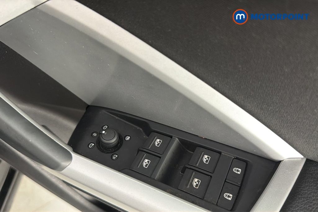 Audi Q3 Technik Automatic Petrol SUV - Stock Number (1668239) - 19th supplementary image