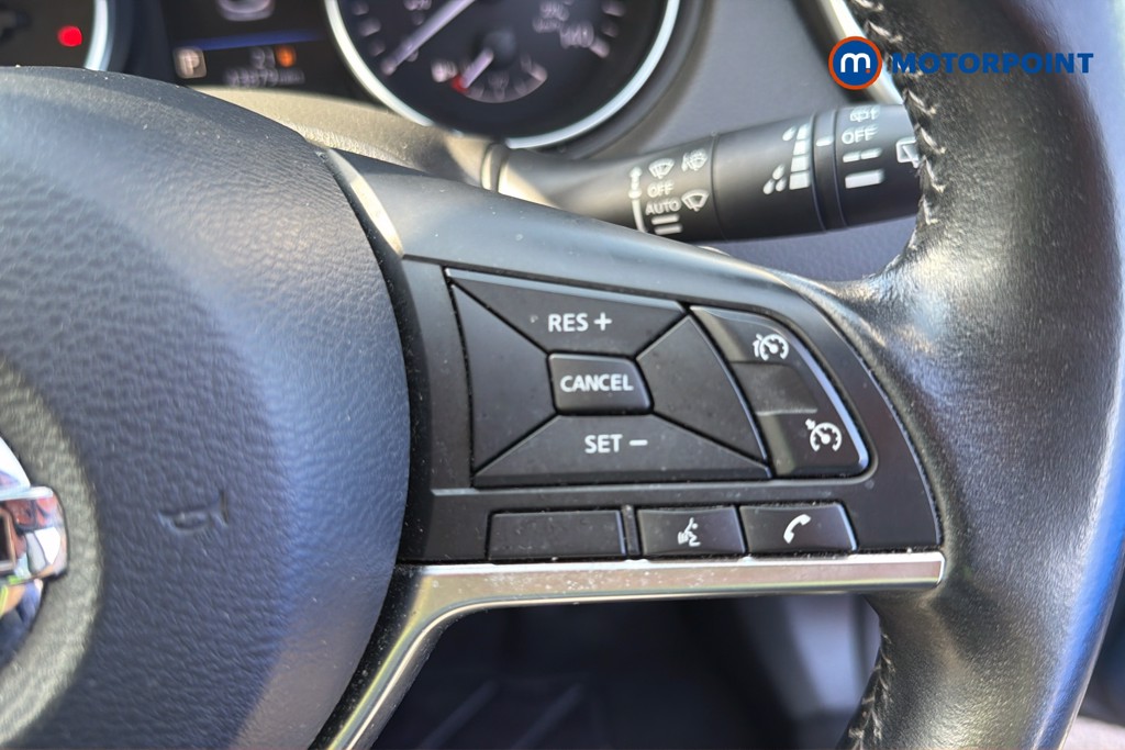 Nissan Qashqai N-Connecta Automatic Diesel SUV - Stock Number (1668295) - 27th supplementary image
