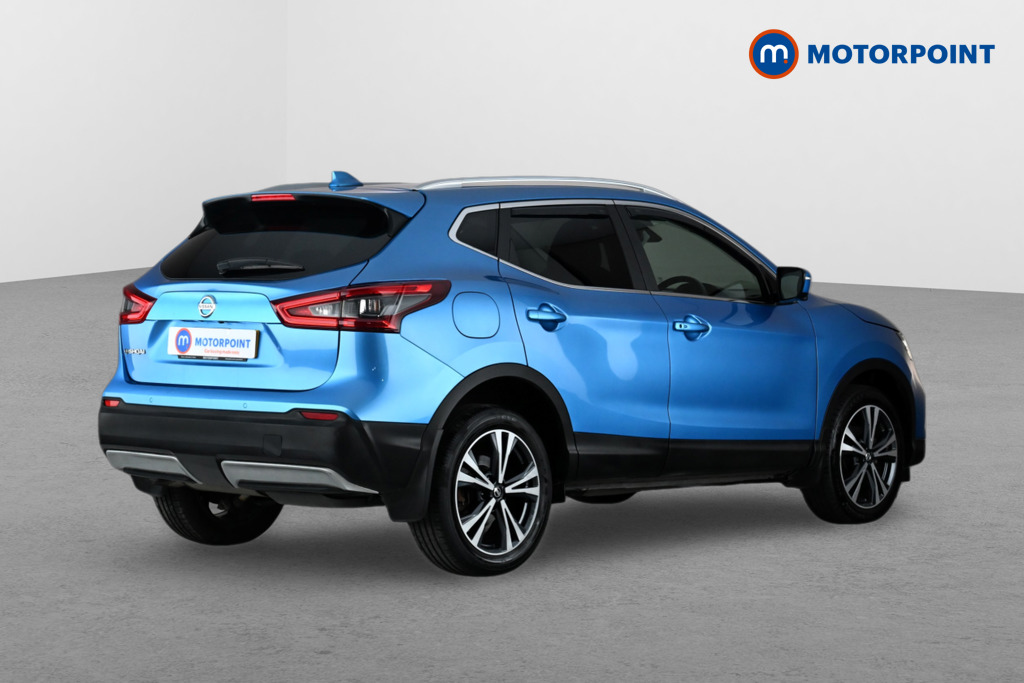 Nissan Qashqai N-Connecta Automatic Diesel SUV - Stock Number (1668295) - Drivers side rear corner