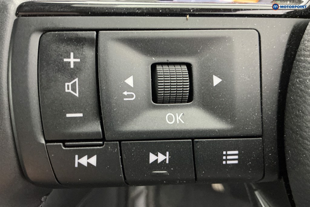 Nissan Qashqai N-Connecta Manual Petrol SUV - Stock Number (1668330) - 20th supplementary image