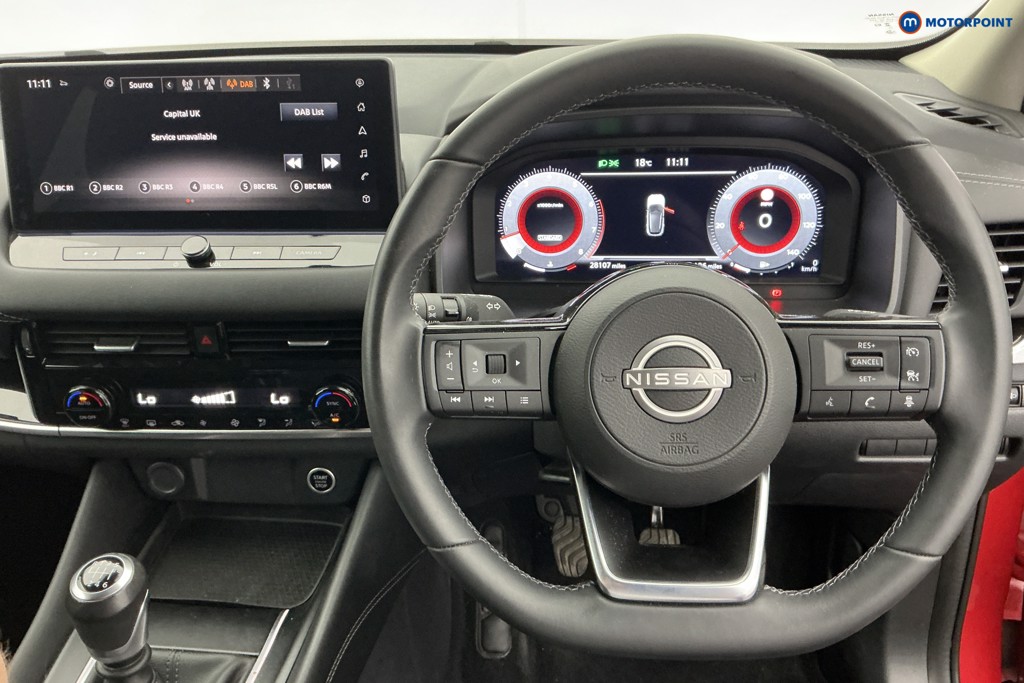 Nissan Qashqai N-Connecta Manual Petrol SUV - Stock Number (1668330) - 1st supplementary image