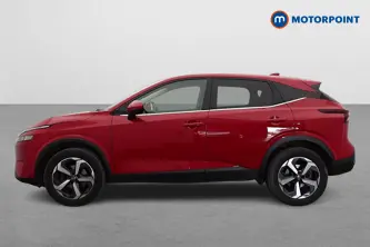 Nissan Qashqai N-Connecta Manual Petrol SUV - Stock Number (1668330) - Passenger side