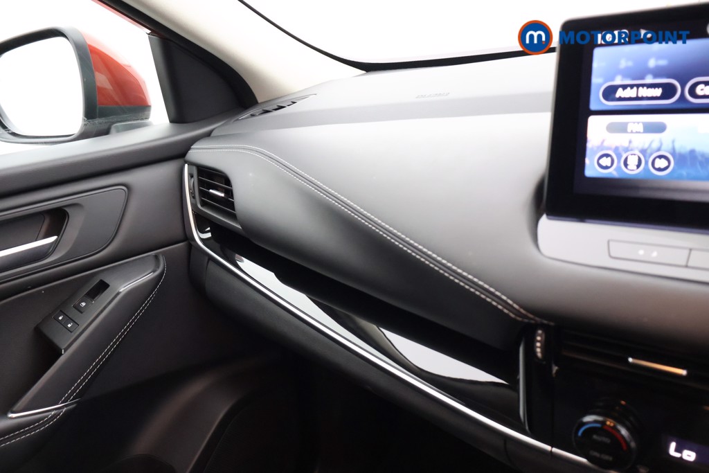 Nissan Qashqai N-Connecta Automatic Petrol SUV - Stock Number (1668333) - 11th supplementary image
