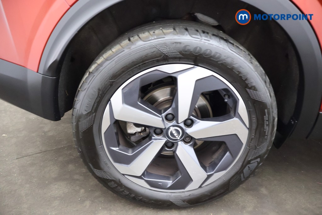 Nissan Qashqai N-Connecta Automatic Petrol SUV - Stock Number (1668333) - 29th supplementary image