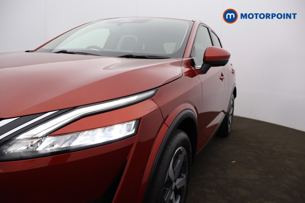 Nissan Qashqai N-Connecta Automatic Petrol SUV - Stock Number (1668333) - 32nd supplementary image
