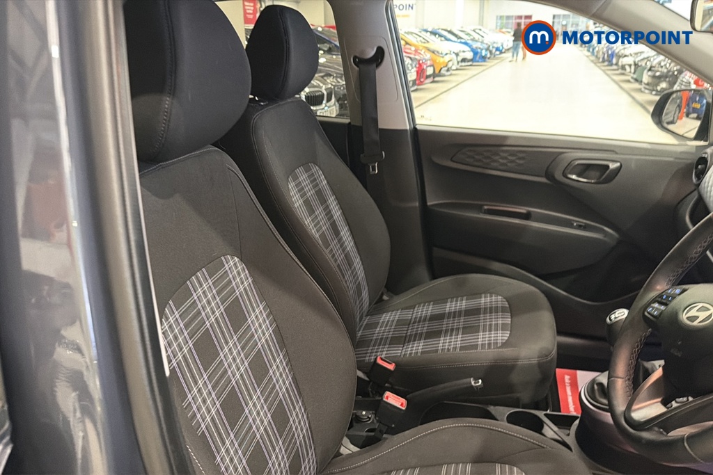 Hyundai I10 Premium Manual Petrol Hatchback - Stock Number (1668409) - 22nd supplementary image