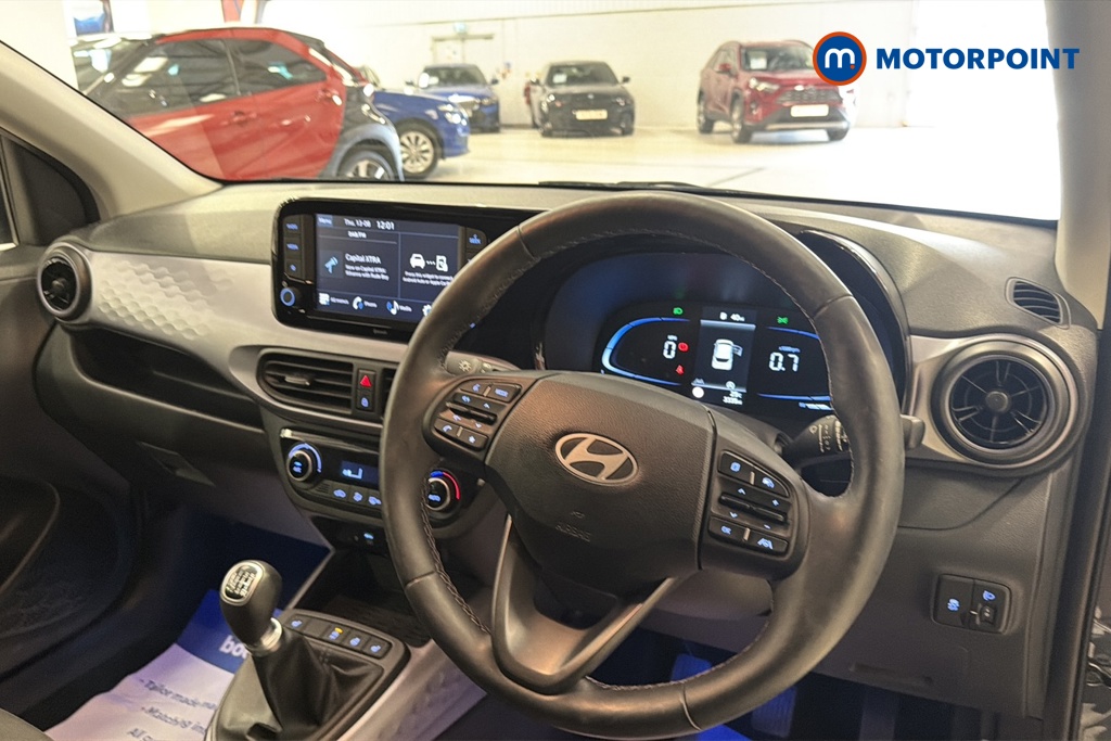 Hyundai I10 Premium Manual Petrol Hatchback - Stock Number (1668409) - 1st supplementary image