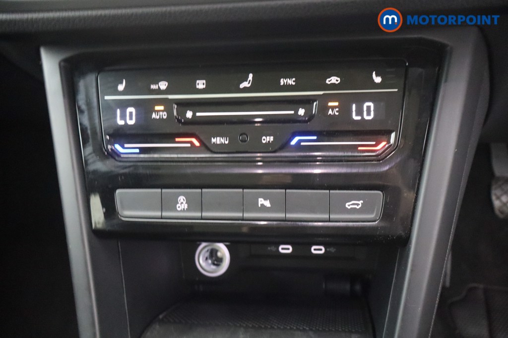 Volkswagen Touran Match Manual Petrol People Carrier - Stock Number (1668483) - 17th supplementary image