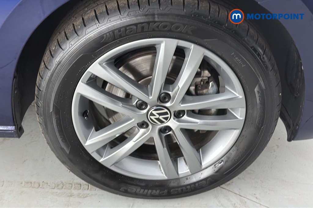 Volkswagen Touran Match Manual Petrol People Carrier - Stock Number (1668504) - 47th supplementary image