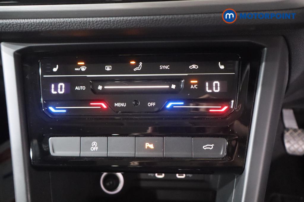 Volkswagen Touran Match Manual Petrol People Carrier - Stock Number (1668515) - 3rd supplementary image