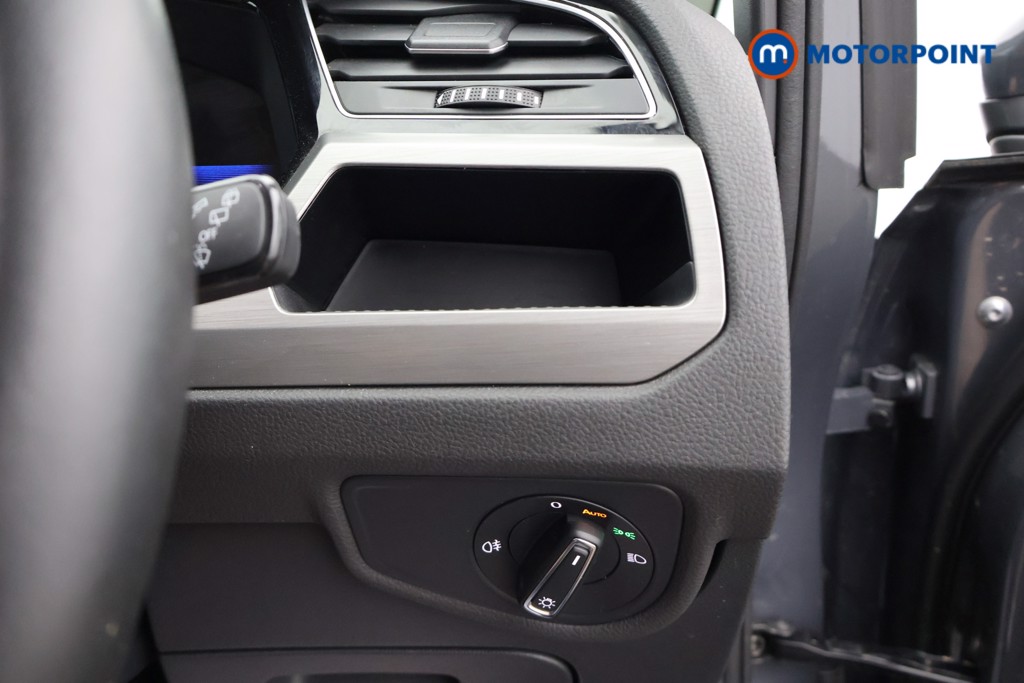 Volkswagen Touran Match Manual Petrol People Carrier - Stock Number (1668540) - 7th supplementary image