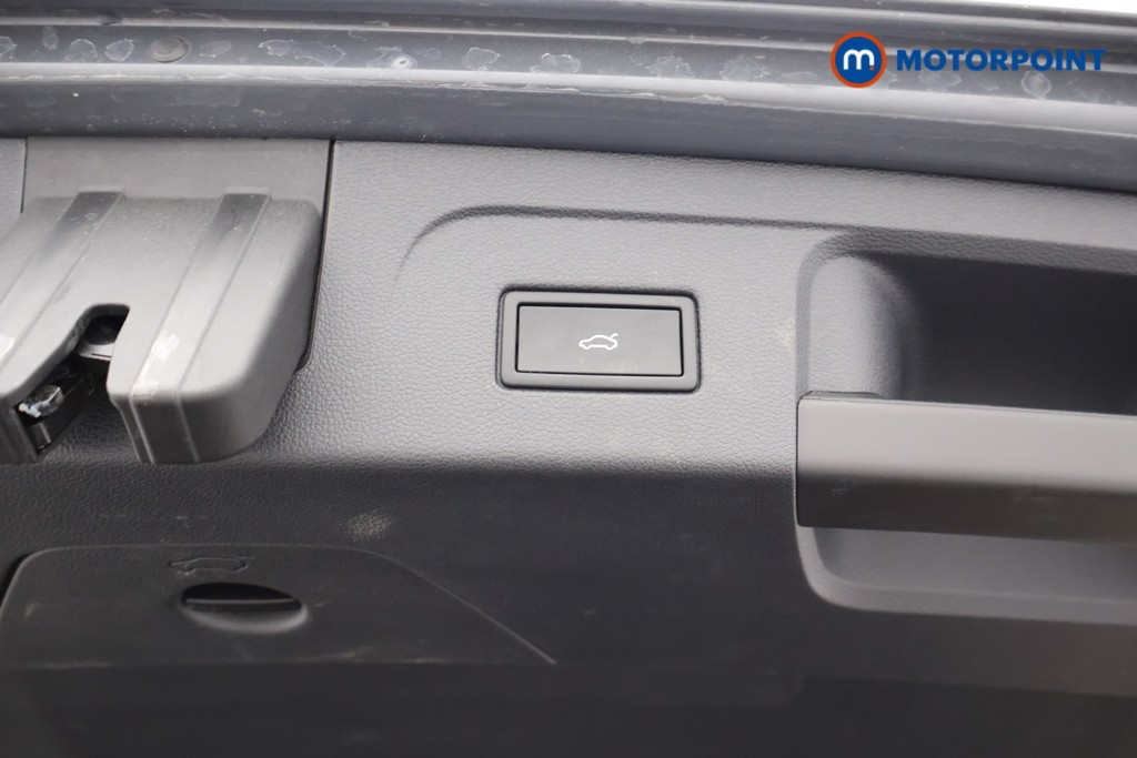 Volkswagen Touran Match Manual Petrol People Carrier - Stock Number (1668540) - 28th supplementary image