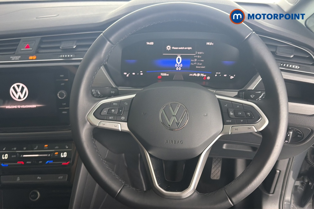 Volkswagen Touran Match Manual Petrol People Carrier - Stock Number (1668546) - 2nd supplementary image