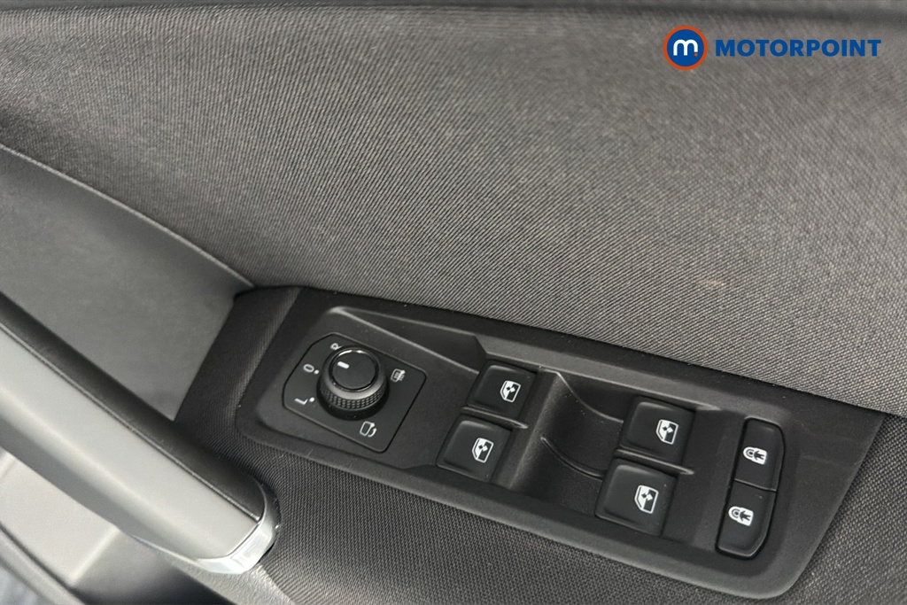 Volkswagen Touran Match Manual Petrol People Carrier - Stock Number (1668546) - 19th supplementary image