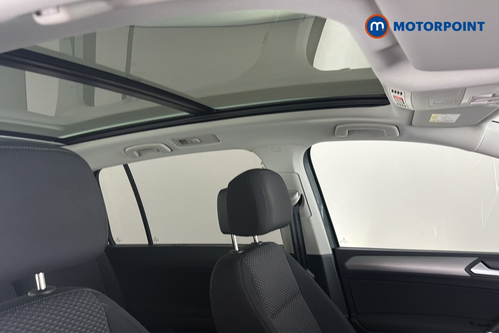Volkswagen Touran Match Manual Petrol People Carrier - Stock Number (1668546) - 20th supplementary image