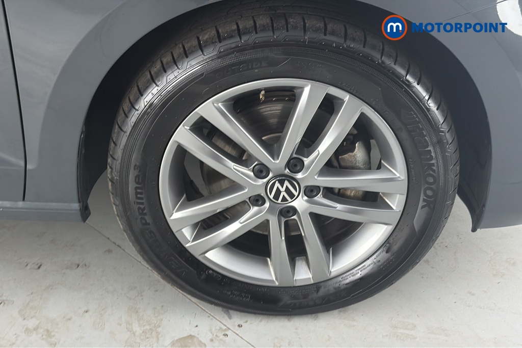 Volkswagen Touran Match Manual Petrol People Carrier - Stock Number (1668546) - 47th supplementary image