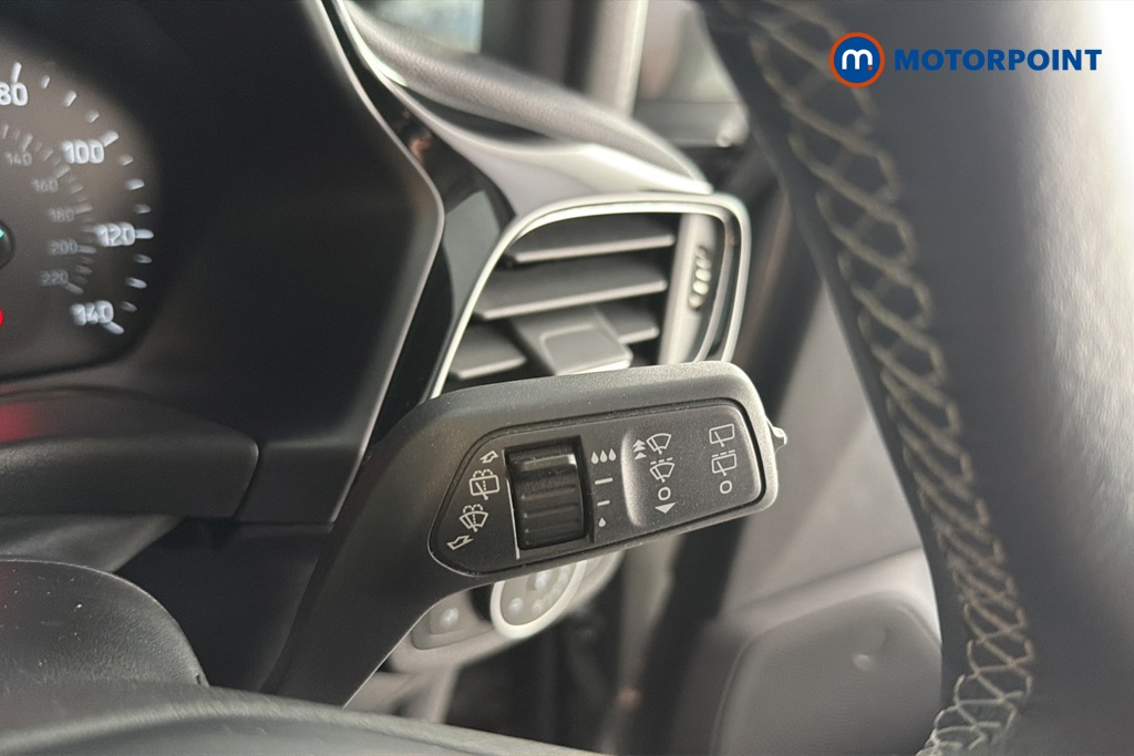 Ford Fiesta Titanium Manual Petrol Hatchback - Stock Number (1668549) - 6th supplementary image
