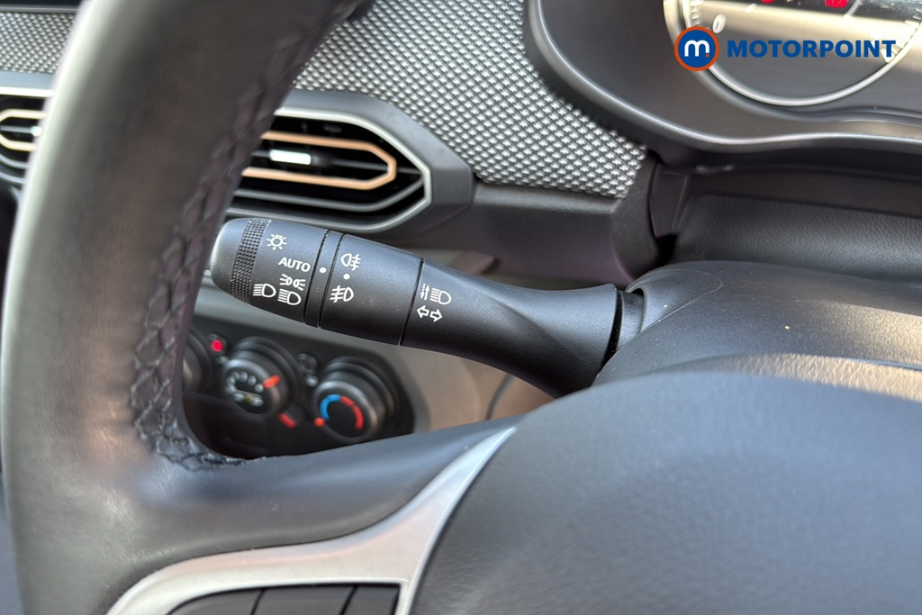 Dacia Sandero Stepway Expression Manual Petrol Hatchback - Stock Number (1668550) - 5th supplementary image