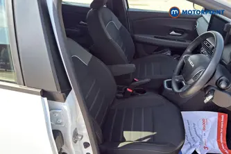 Dacia Sandero Stepway Expression Manual Petrol Hatchback - Stock Number (1668550) - 22nd supplementary image