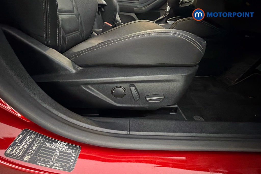 Ford Focus Titanium X Automatic Petrol Hatchback - Stock Number (1668616) - 25th supplementary image