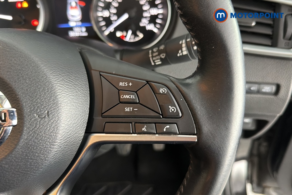 Nissan Qashqai N-Connecta Manual Petrol SUV - Stock Number (1668791) - 3rd supplementary image