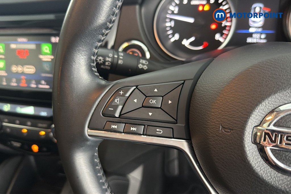 Nissan Qashqai N-Connecta Manual Petrol SUV - Stock Number (1668791) - 4th supplementary image