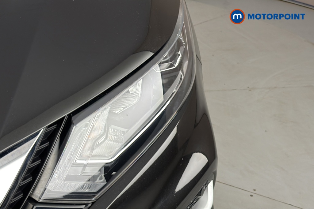 Nissan Qashqai N-Connecta Manual Petrol SUV - Stock Number (1668791) - 42nd supplementary image
