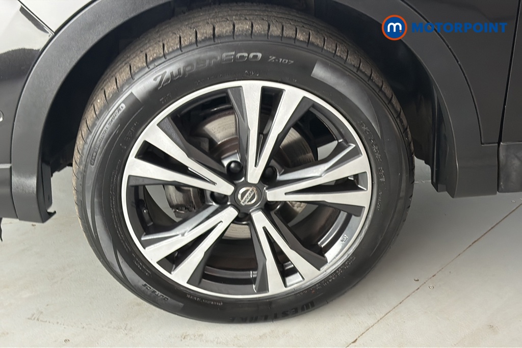 Nissan Qashqai N-Connecta Manual Petrol SUV - Stock Number (1668791) - 44th supplementary image
