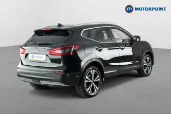 Nissan Qashqai N-Connecta Manual Petrol SUV - Stock Number (1668791) - Passenger side rear corner