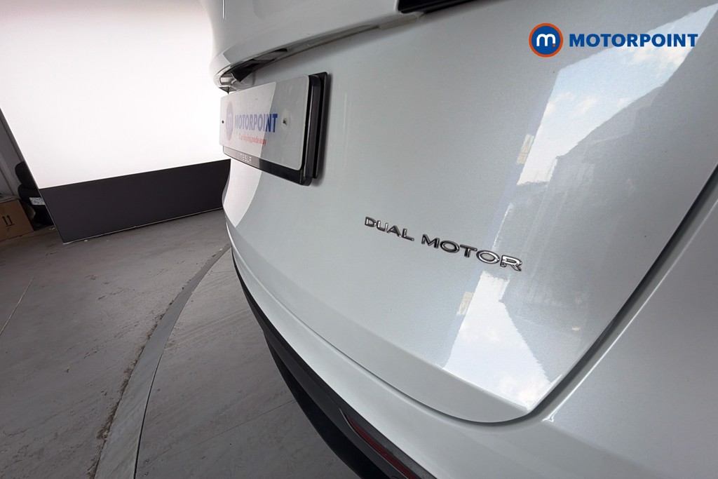Tesla Model Y Long Range Automatic Electric SUV - Stock Number (1668898) - 37th supplementary image