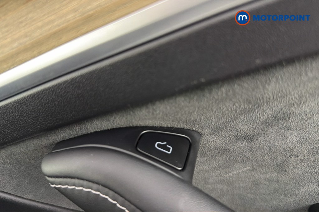 Tesla Model Y Long Range Automatic Electric SUV - Stock Number (1668898) - 42nd supplementary image