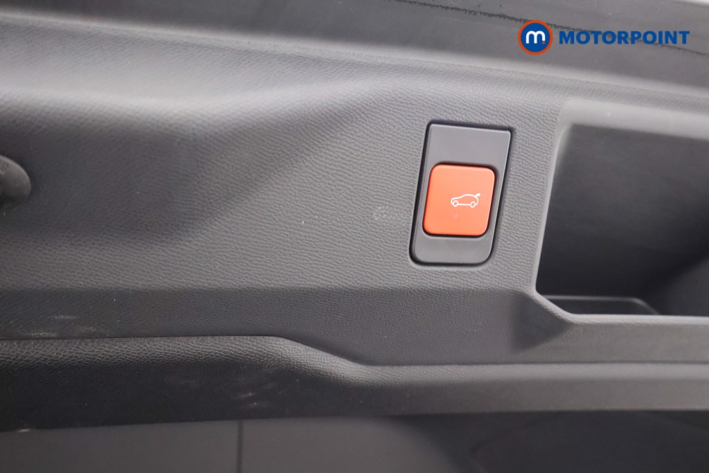 Peugeot 5008 GT Automatic Petrol SUV - Stock Number (1668995) - 24th supplementary image