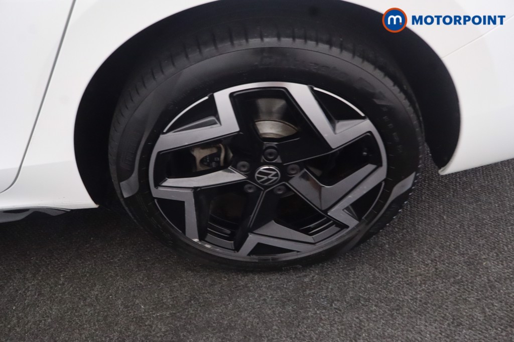 Volkswagen Passat R-Line Automatic Petrol Plug-In Hybrid Estate - Stock Number (1669006) - 38th supplementary image