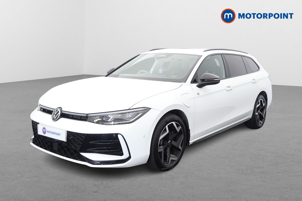 Volkswagen Passat R-Line Automatic Petrol Plug-In Hybrid Estate - Stock Number (1669006) - Passenger side front corner