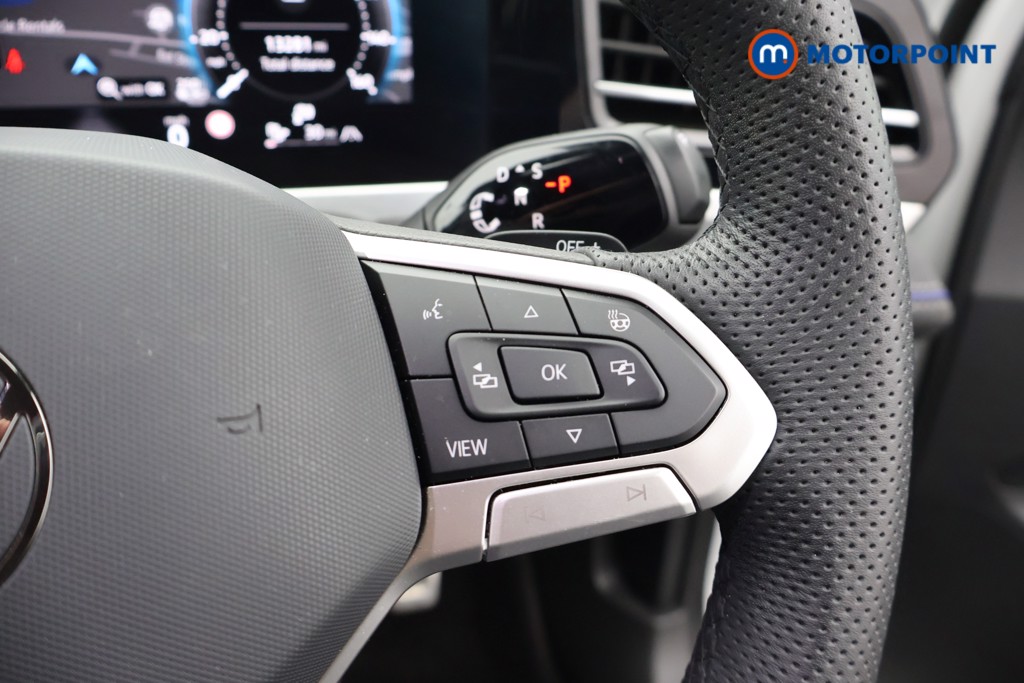 Volkswagen Passat R-Line Automatic Petrol Plug-In Hybrid Estate - Stock Number (1669008) - 7th supplementary image